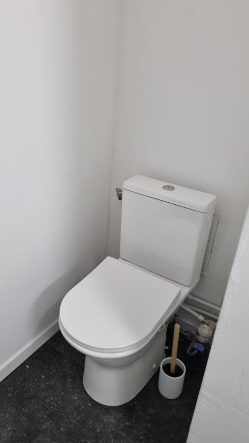 Studio Babylone - Parking & Wifi ชาร์ตร ภายนอก รูปภาพ